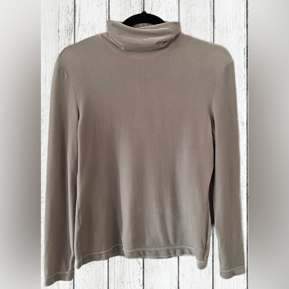 Skea Shimmies gray velour turtleneck, medium, women’s ski active wear, USA made
